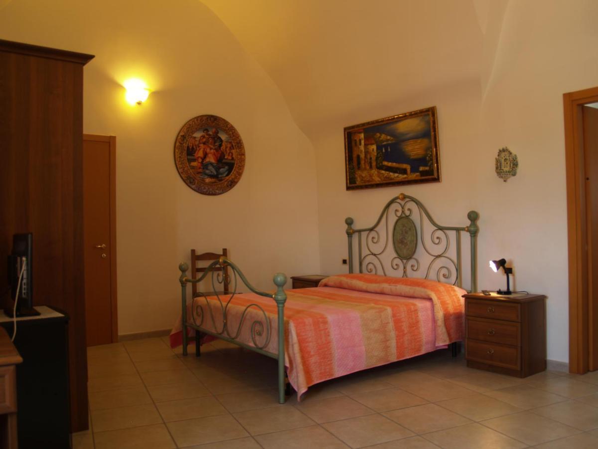 Bed and Breakfast Sogni D'Oro Гротталье Экстерьер фото